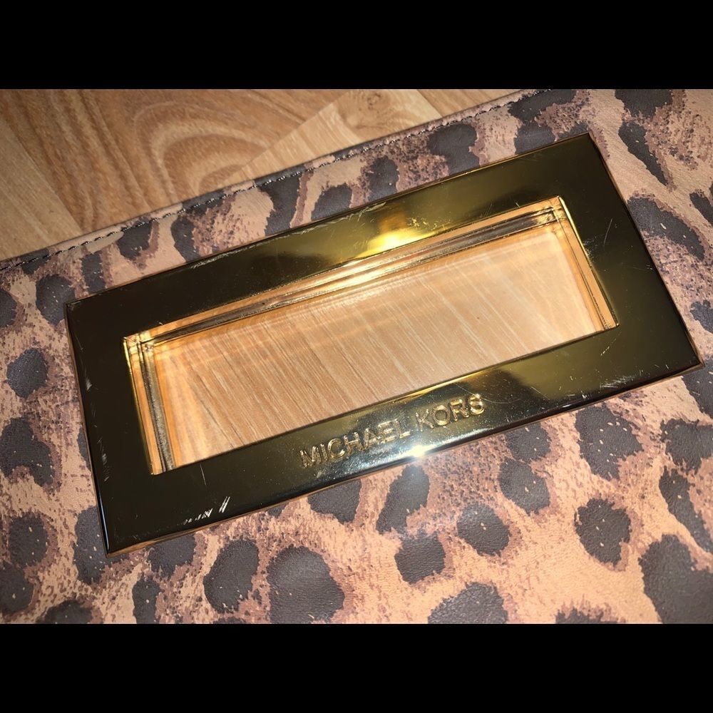 Michael Kors Leopard Print Clutch Michael Kors Leopard Print Clutch Michael Kors - Picture 5 of 8